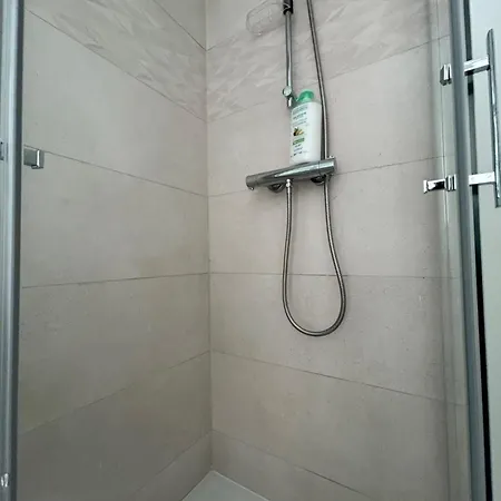 L'apparte Saint Michel - T1bis - Metro - Tram Apartment *