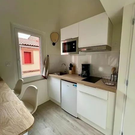 L'apparte Saint Michel - T1bis - Metro - Tram Apartment